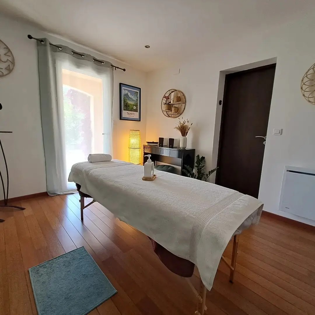 Le Corps et l'Esprit Stéphanie LEVEQUE.Massages Renata França et Psychothérapie · Photos 3